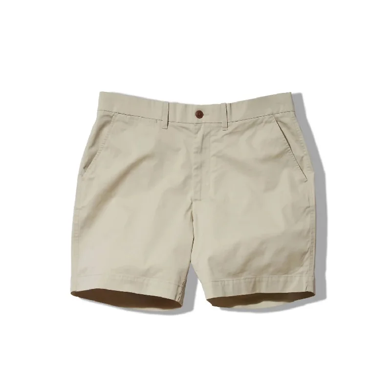 Men's Pants with Ripped and Distressed DetailsMen's Thompson Flex Stretch Shorts In Birch Men's Pants with Ripped and Distressed DetailsMen's Thompson Flex Stretch Shorts In Birch