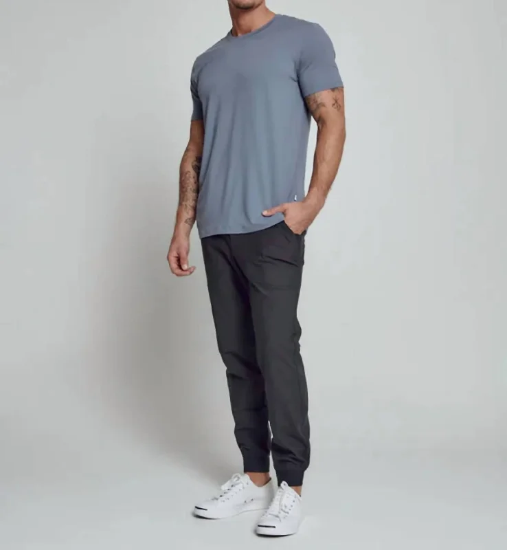 Men's Shirts with Tab CollarsCore Crew Neck Tee In Folkstone