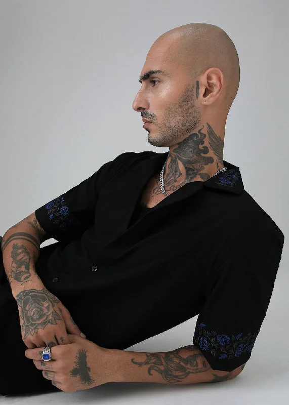 Comfortable Men's Flannel ShirtsBlue Rose Embroidery Black Shirt