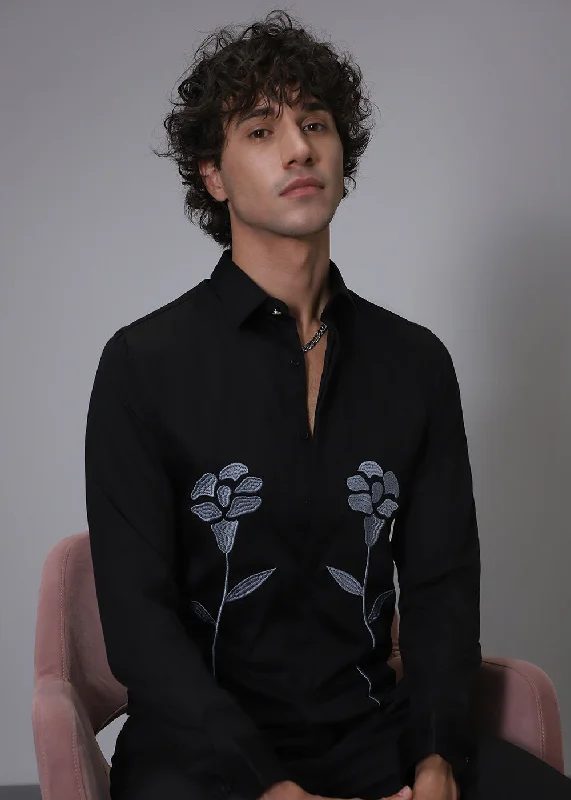 Men's Pattern Mixing Shirts for Creative StyleBlue Floral Embroidery Black Designer Shirt