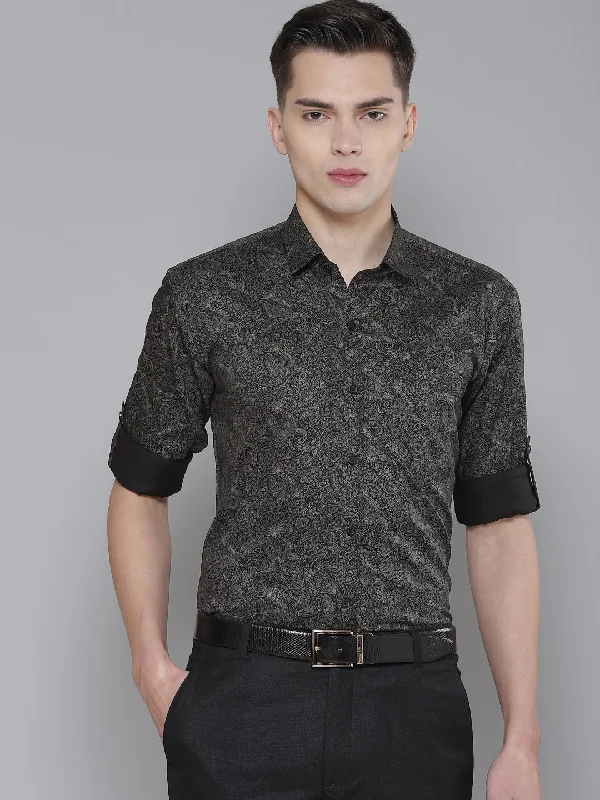 Men's Graphic Print T-Shirts for a Statement LookDENNISON Men Black Smart Slim Fit Printed Formal Shirt Men's Graphic Print T-Shirts for a Statement LookDENNISON Men Black Smart Slim Fit Printed Formal Shirt