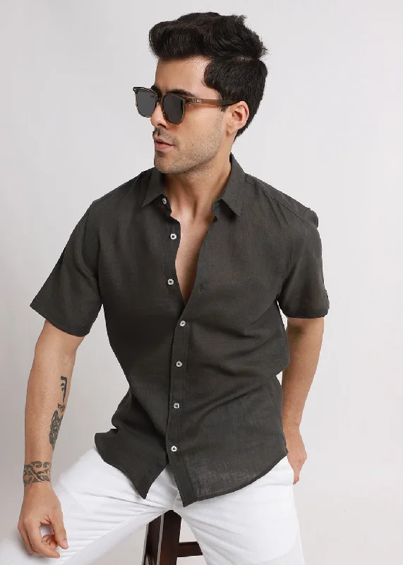 Men's Plaid Shirts for a Country CharmBatiste Gray Linen shirt