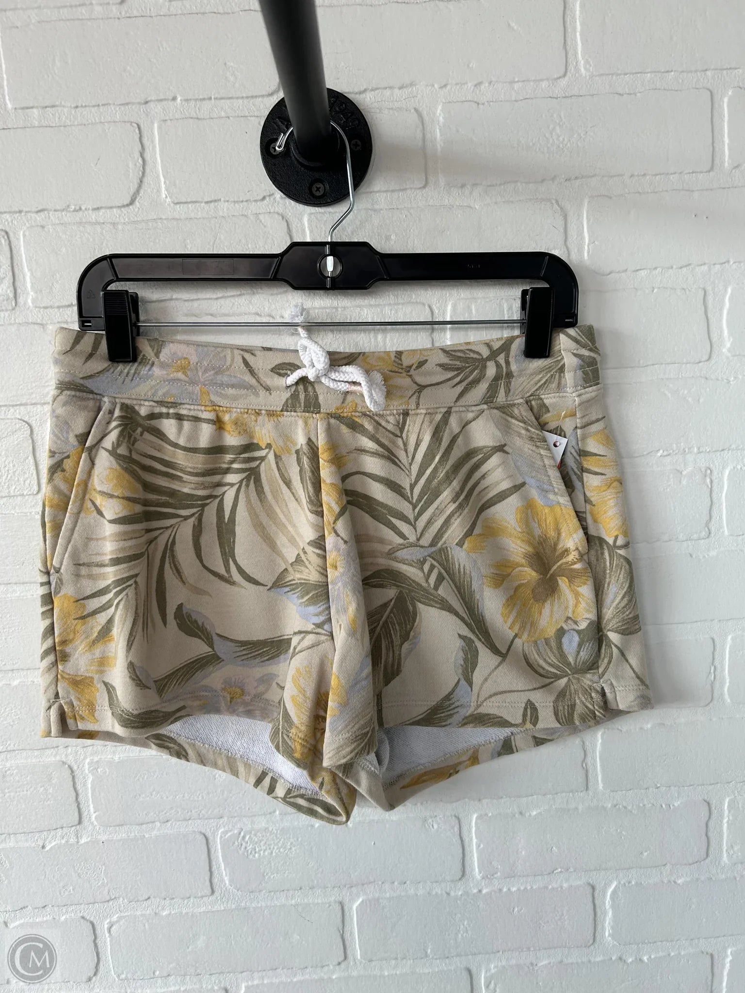 Men's Pants with Contrast WaistbandsShorts By Old Navy In Tan, Size: 4