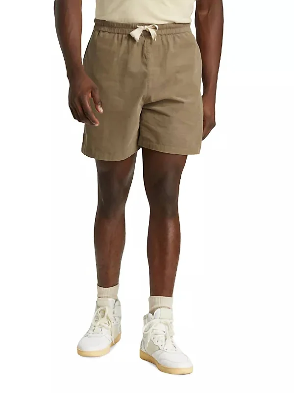 Classic Men's JeansLight Weight Cord Shorts In Dark Beige
