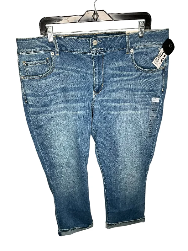Jeans for Men with a Athletic BuildJeans Boot Cut By American Eagle In Blue, Size: 20