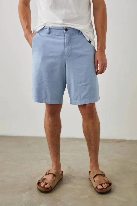Men's Pants with Contrast WaistbandsBoden Shorts In Tanner Blue