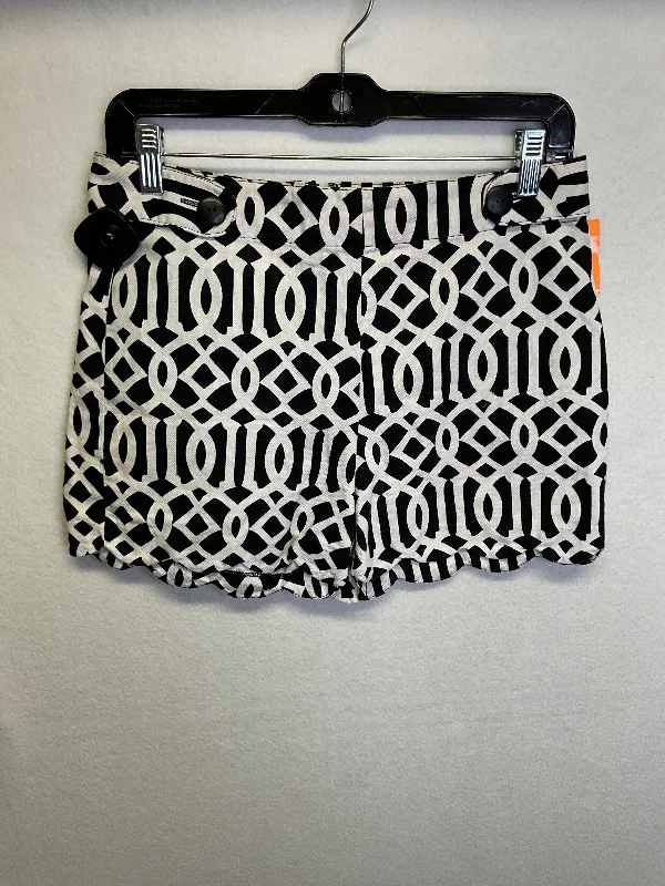 Men's Pants with Pleated FrontsShorts By Mudpie In Black & White, Size:S