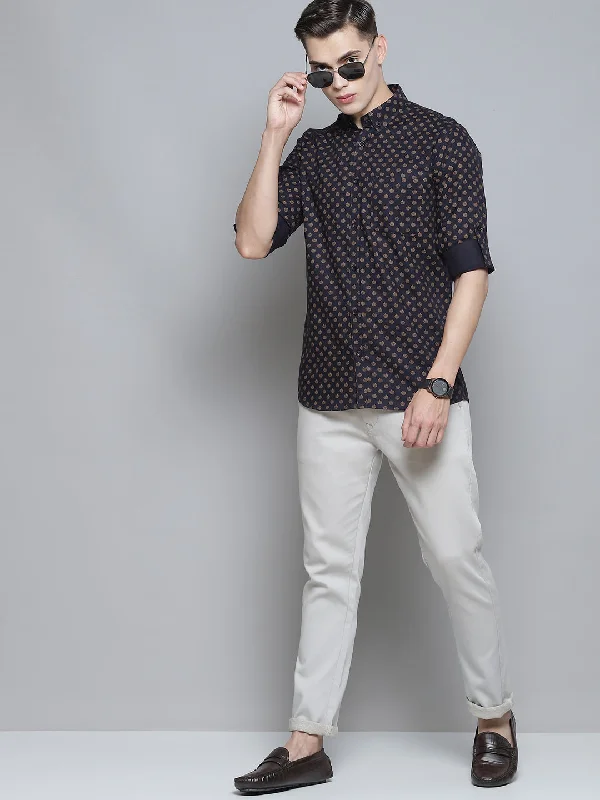 Versatile Men's Short-Sleeve ShirtsMen Navy Blue Smart Slim Fit Opaque Printed Casual Shirt