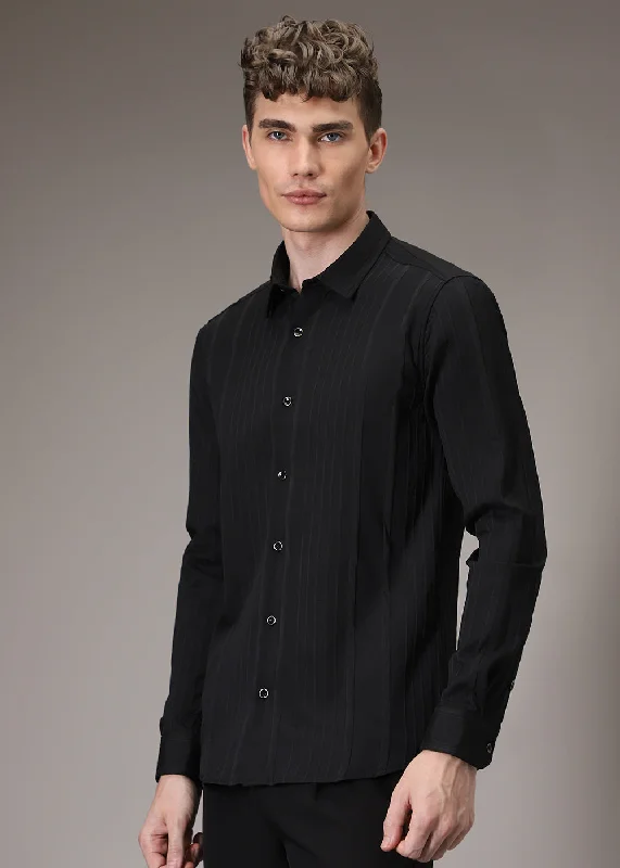 Men's V-Neck T-Shirts for a Flattering ShapeBlack Pleat Designer Shirt