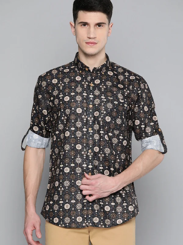 Men's Scoop Neck T-Shirts for a Relaxed FeelMen Blue Brown Smart Slim Fit Printed Casual Shirt Men's Scoop Neck T-Shirts for a Relaxed FeelMen Blue Brown Smart Slim Fit Printed Casual Shirt