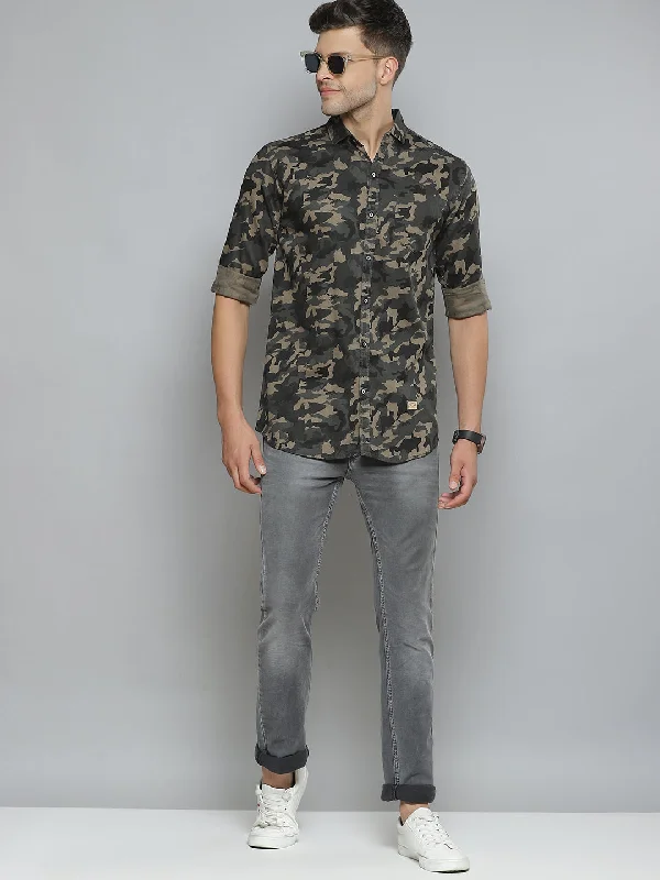 Men's Pattern-Clashing Shirts for Bold FashionMen Grey Smart Slim Fit Opaque Camouflage Printed Casual Shirt Men's Pattern-Clashing Shirts for Bold FashionMen Grey Smart Slim Fit Opaque Camouflage Printed Casual Shirt