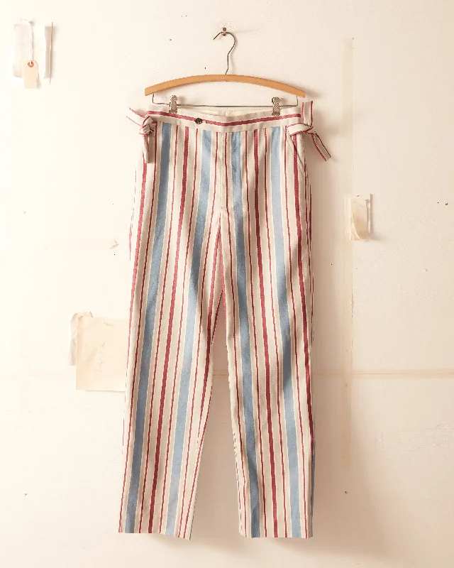 Men's Pants with Back PocketsBerry Cobbler Trousers - 30