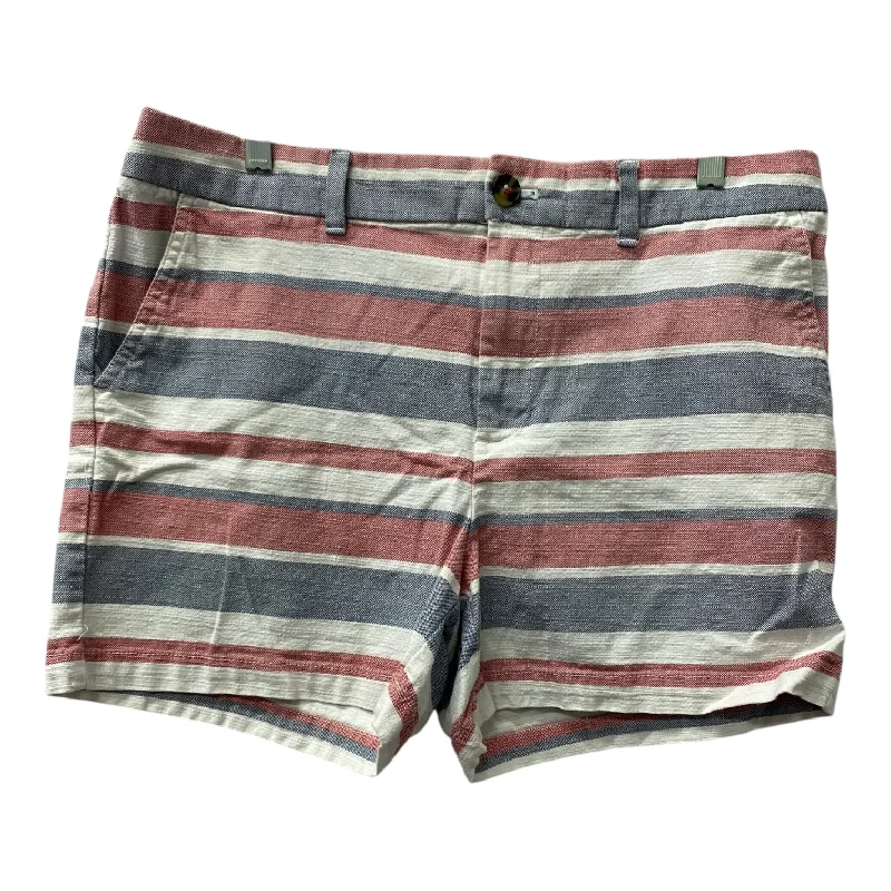 Men's Pants with Embroidered DesignsShorts By Tommy Hilfiger In Silver & White, Size:12 Men's Pants with Embroidered DesignsShorts By Tommy Hilfiger In Silver & White, Size:12