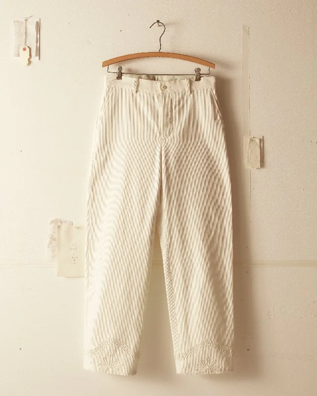 Men's Pants with Adjustable CuffsFloral Cording Trousers - White