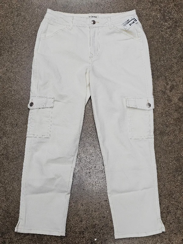 Men's Jeans for Office WearJeans Straight By Maurices In Cream, Size:4