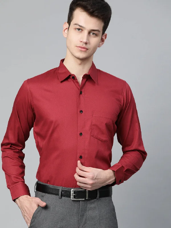 Layered Men's Henley ShirtsMen Maroon Smart Slim Fit Solid Formal Shirt