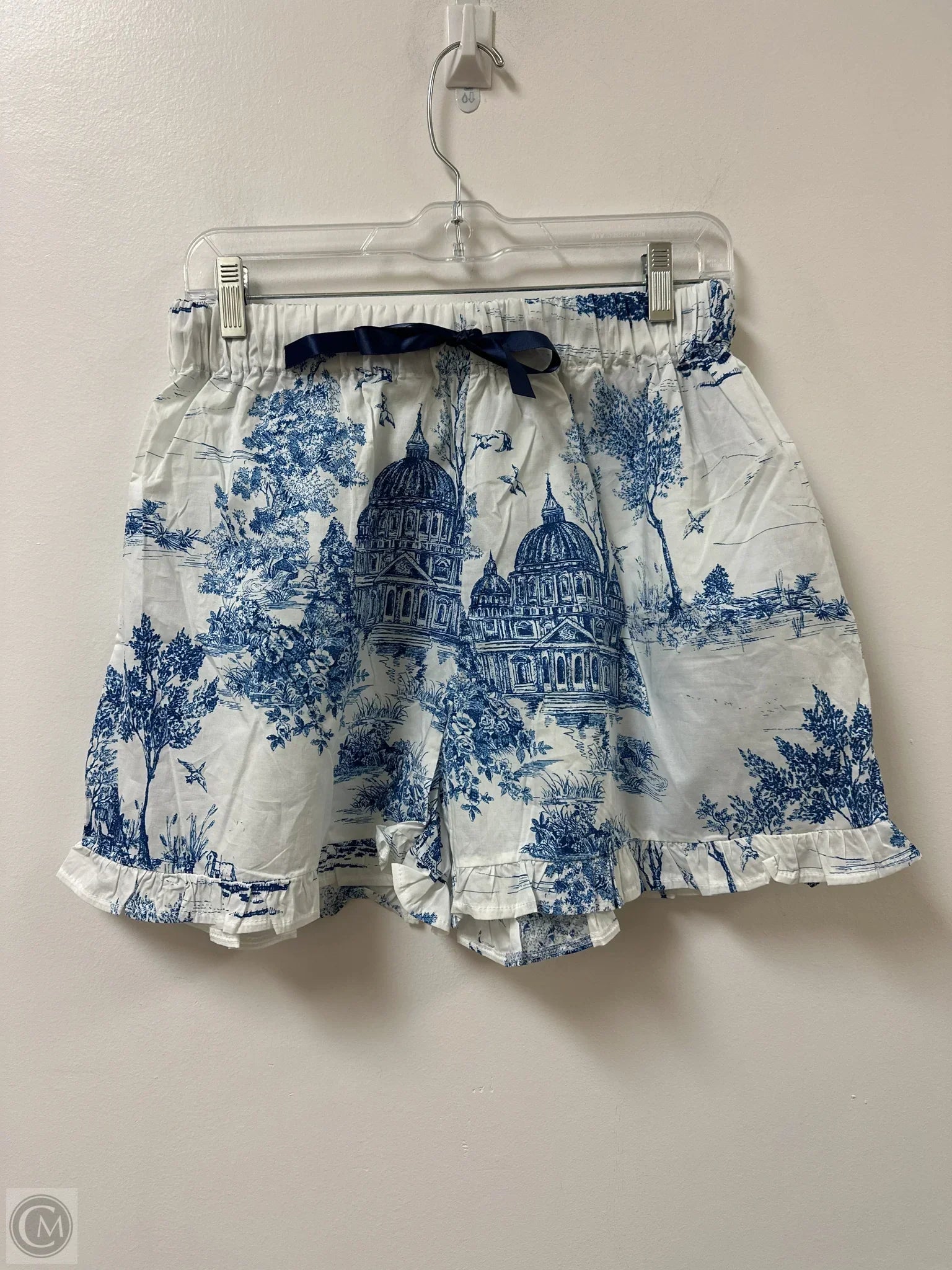 Men's Pants with Wrinkle-Resistant FabricShorts By Clothes Mentor In Blue & White, Size: 12 Men's Pants with Wrinkle-Resistant FabricShorts By Clothes Mentor In Blue & White, Size: 12