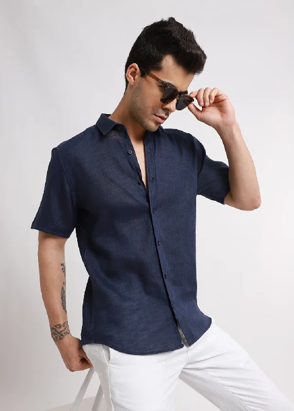 Men's Monochrome Shirts for a Minimalist VibeBatiste Dark Blue Linen shirt