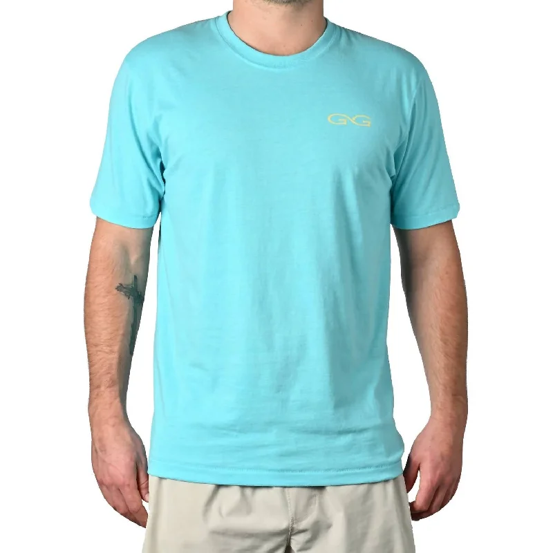 Stylish Men's HenleysGraphic Tee In Aquatic
