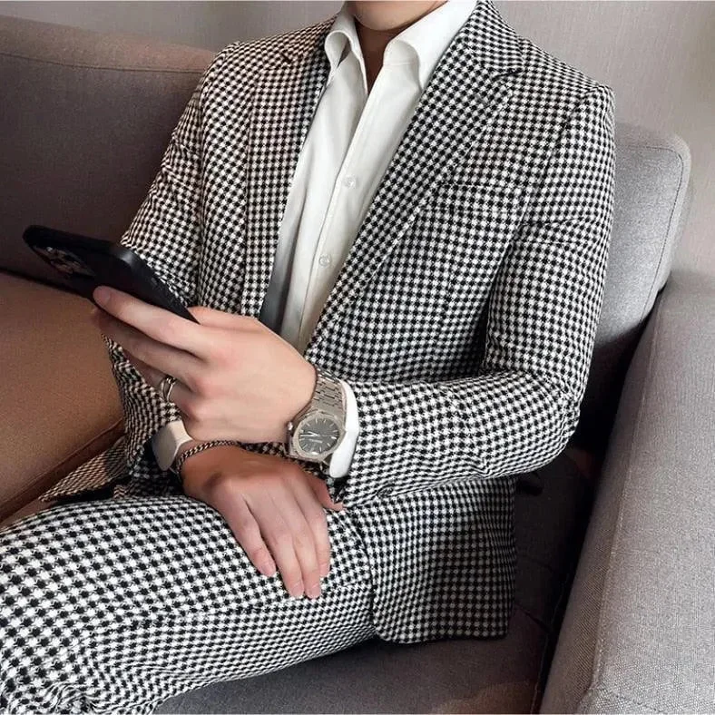 Black white Grid
