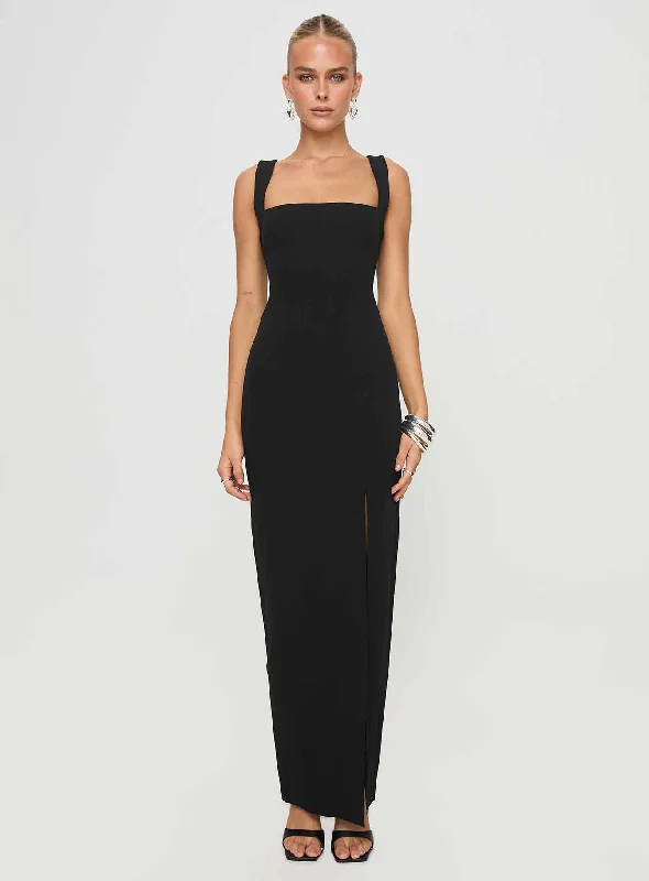 Bombshell Maxi Dress Black Petite