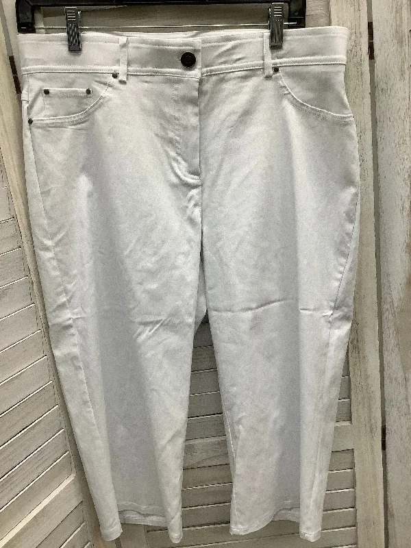 Capris By 89th And Madison  Size: 12