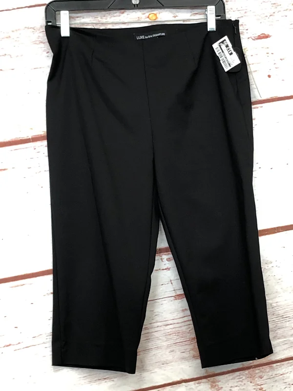 Capris By Clothes Mentor  Size: 6