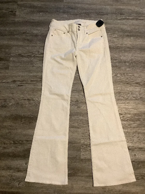 Jeans Boot Cut By American Eagle In White, Size: 4