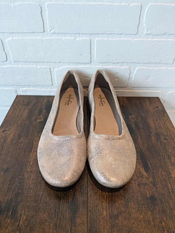 Gold Shoes Flats Clarks, Size 10